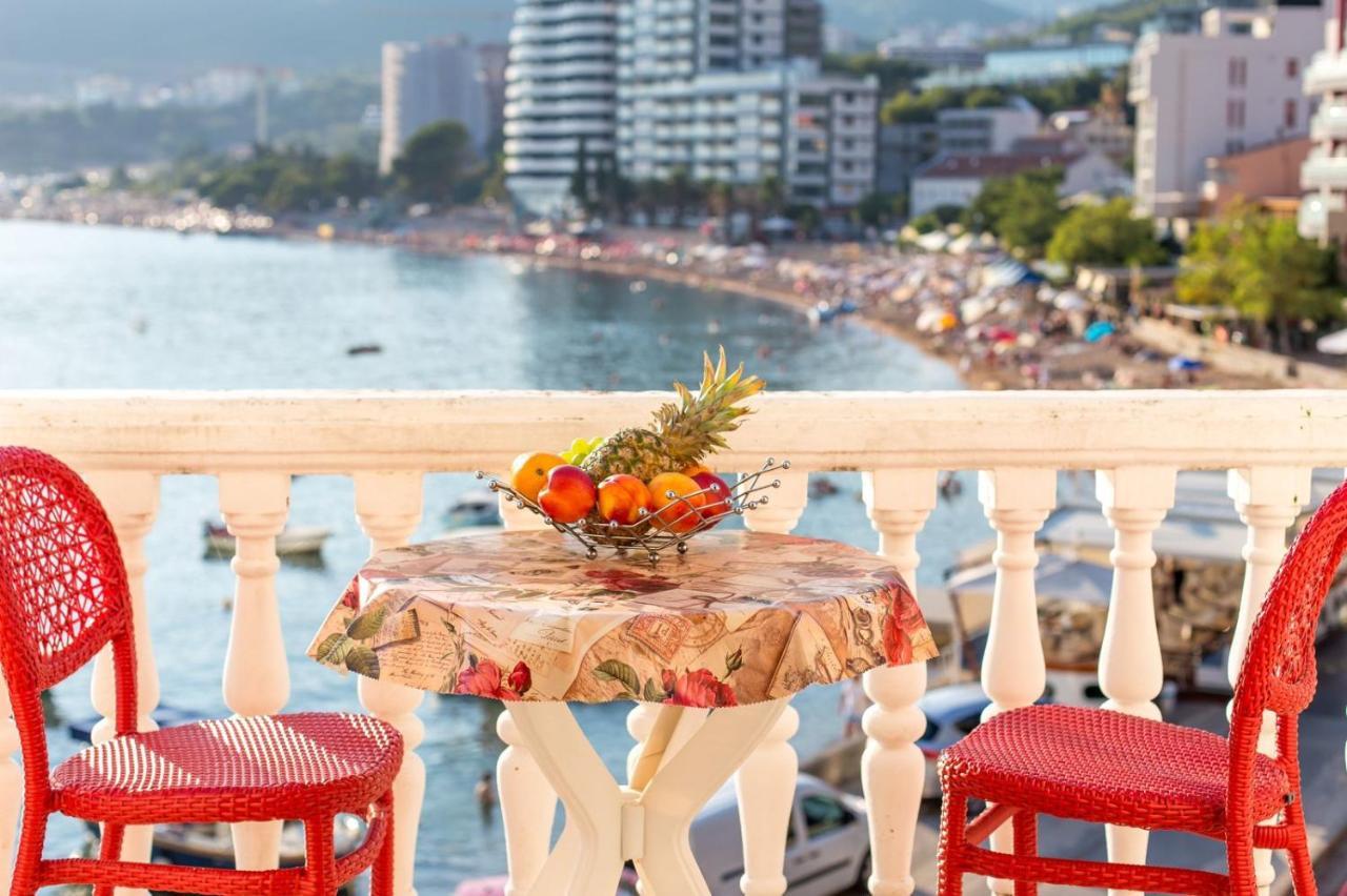 Acika Apartments Rafailovici Ngoại thất bức ảnh